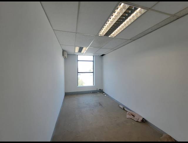 772M² OFFICE TO LET IN CRAIGHALL